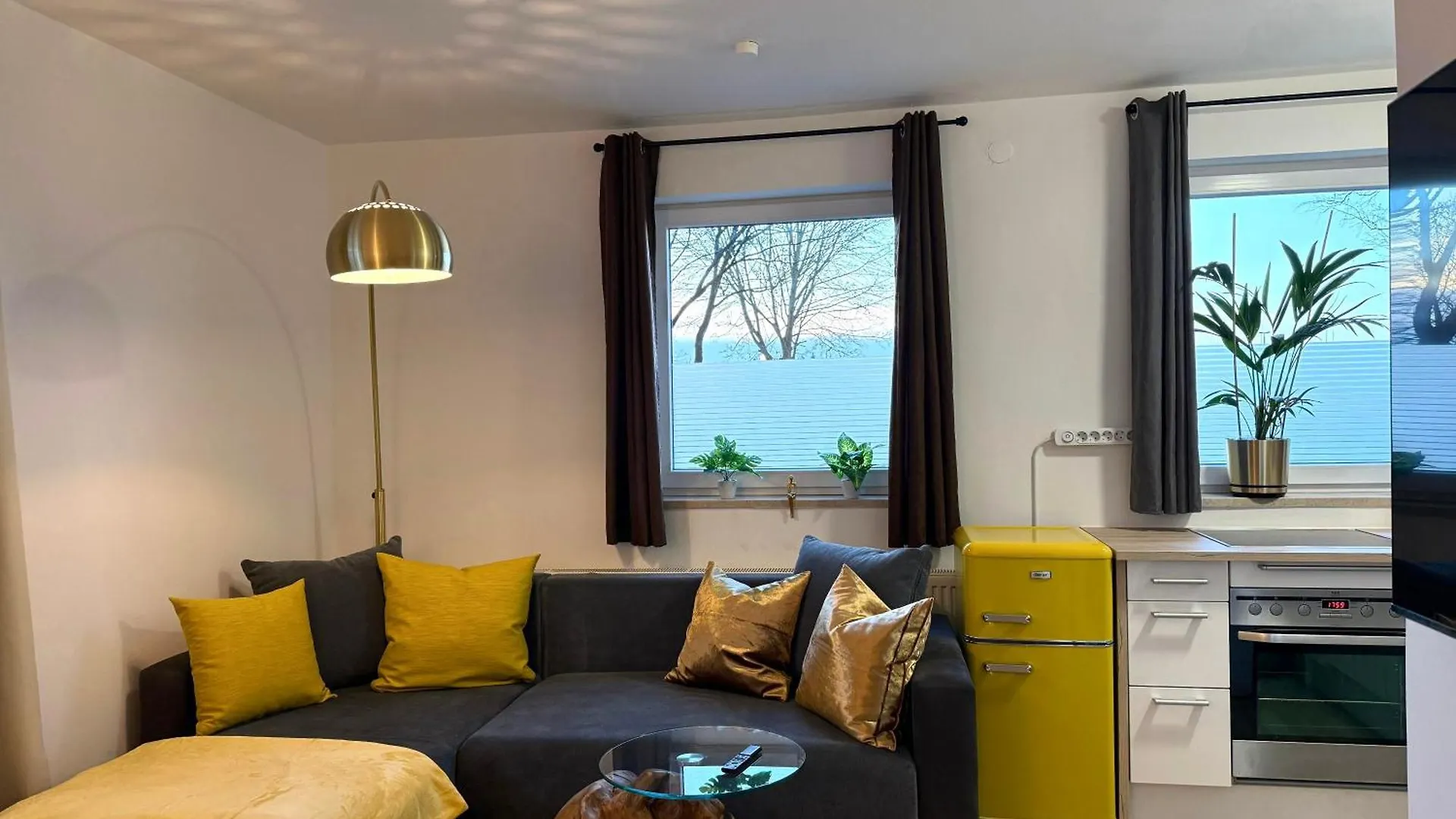 Yay - 65M2 Apartment Am Bahnhof - Smart Tv - Internet - Kaffee - Waschmaschine - Trockner location