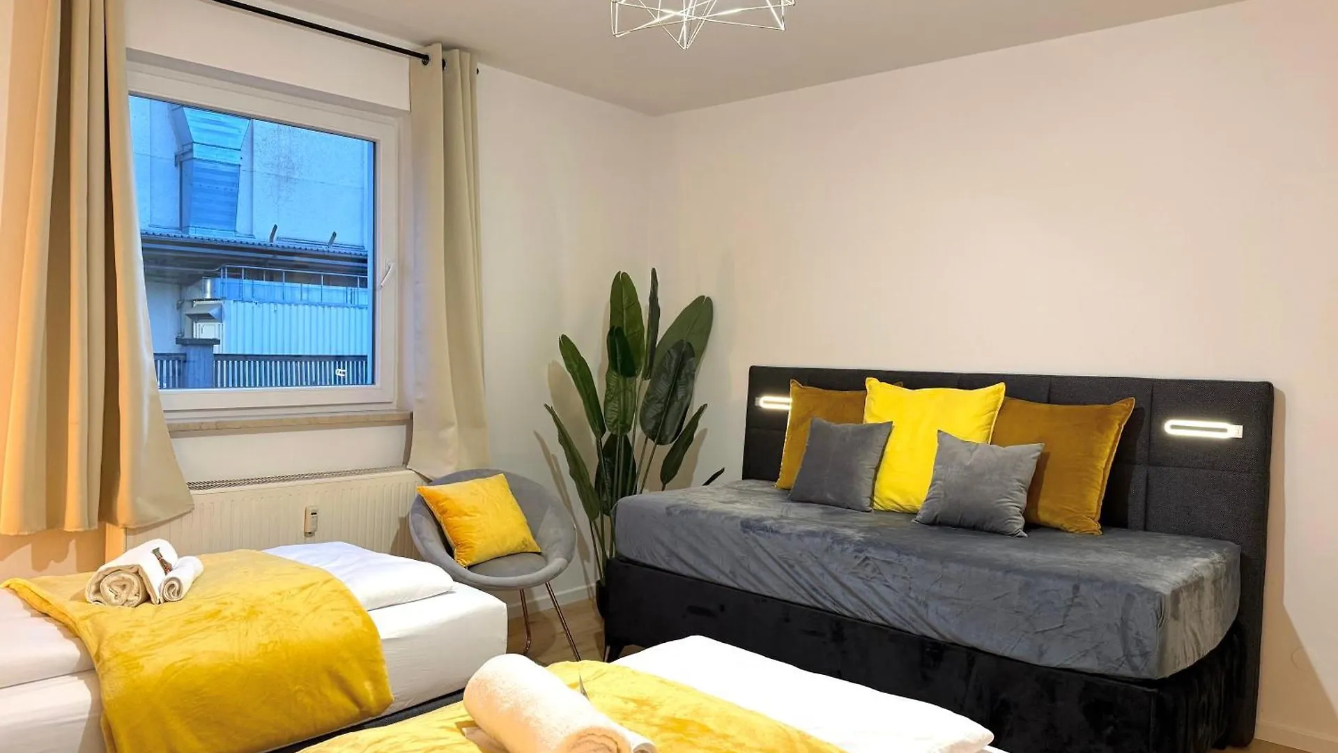 Yay - 65M2 Apartment Am Bahnhof - Smart Tv - Internet - Kaffee - Waschmaschine - Trockner Muehldorf am Inn